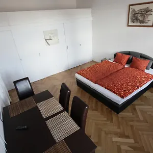 Carpe Diem Апартаменты Прага