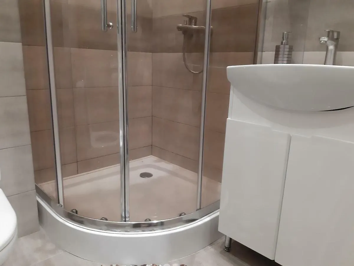 1 Stop From Railway Station Apartment Kiev 0*, Kyiv Ukraine