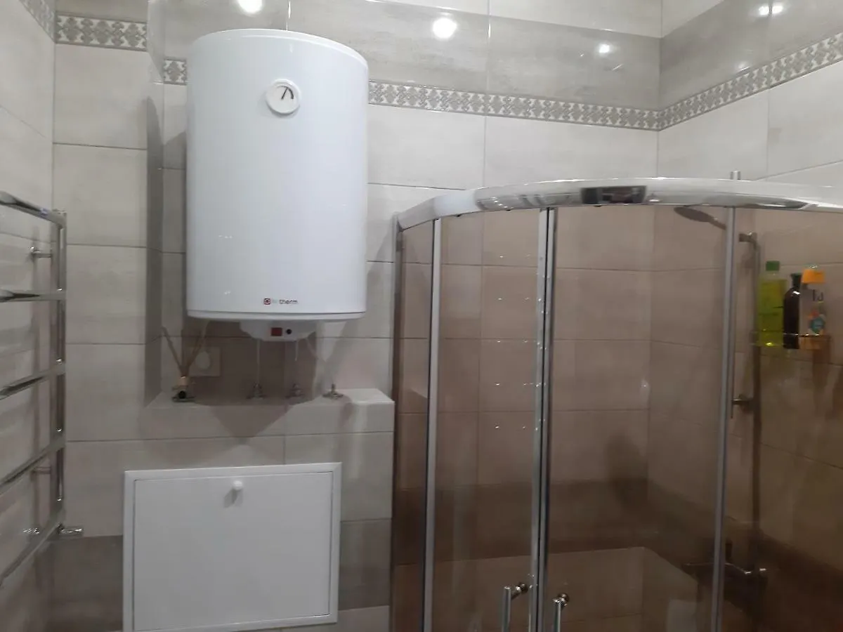 1 Stop From Railway Station Apartment Kiev